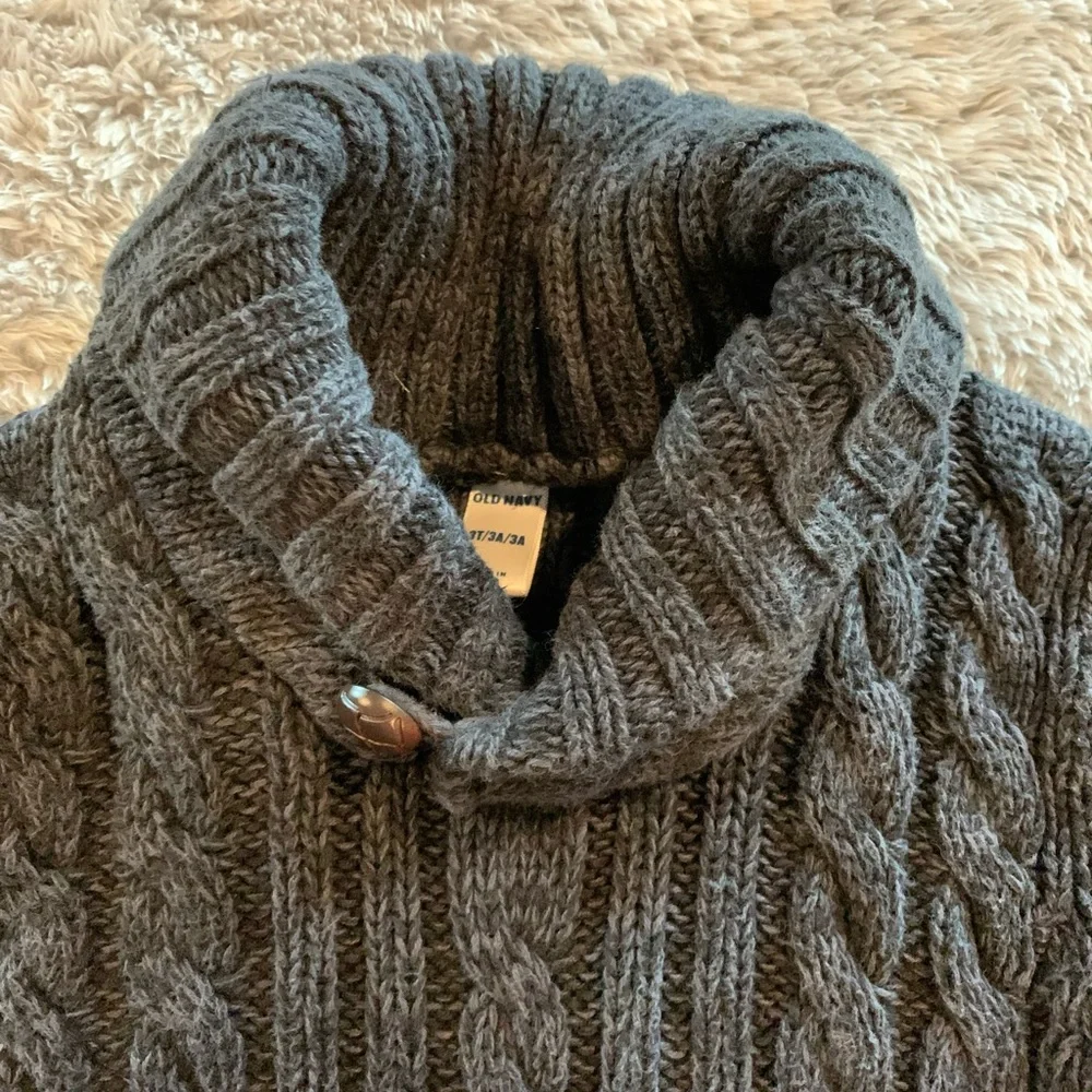 Old Navy cozy cable
